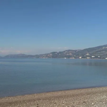 Irida 2br With Amazing Sea View. *
